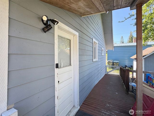 3018 S Peabody Street, Port Angeles, WA 98362