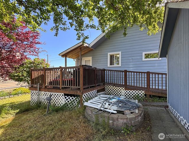 3018 S Peabody Street, Port Angeles, WA 98362