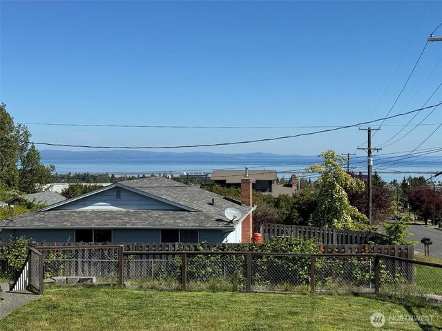 3018 S Peabody Street, Port Angeles, WA 98362
