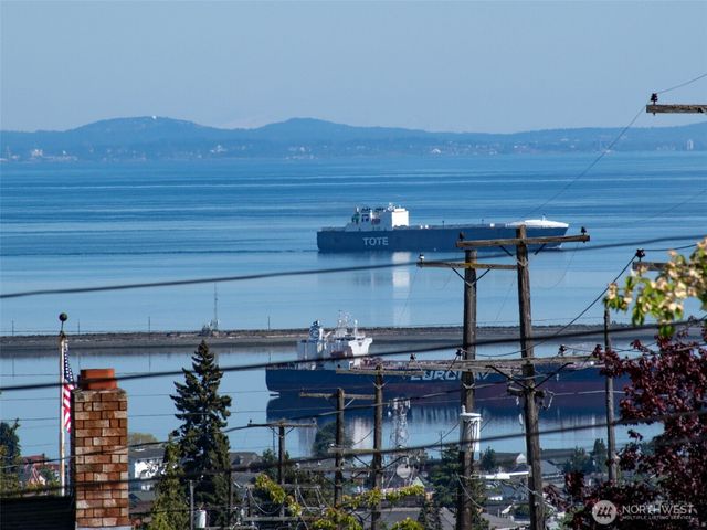 3018 S Peabody Street, Port Angeles, WA 98362