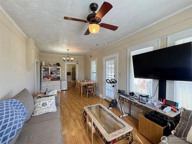 3018 S Peabody Street, Port Angeles, WA 98362