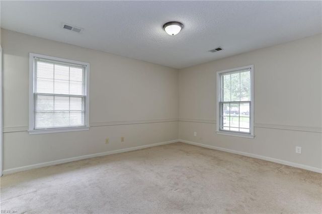 1900 Keeter RN, Chesapeake, VA 23320