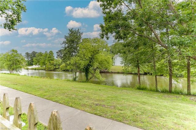 1900 Keeter RN, Chesapeake, VA 23320