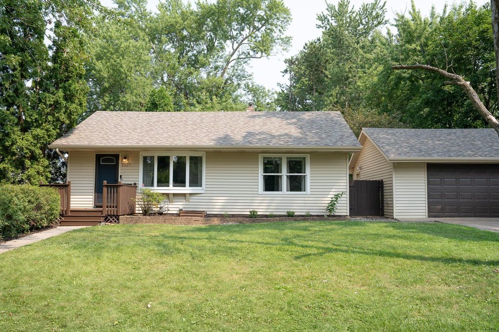 2027 Northwood Drive, North Saint Paul, MN 55109 — exterior
