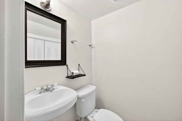 5515 Country Dr Apt 30, Nashville, TN 37211