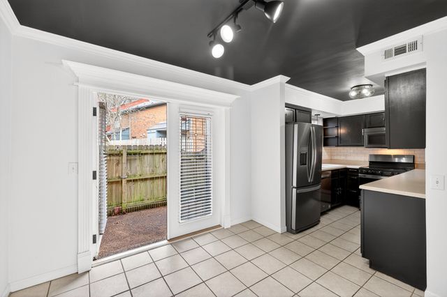 5515 Country Dr Apt 30, Nashville, TN 37211