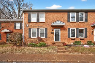 5515 Country Dr Apt 30, Nashville, TN 37211