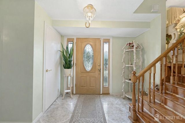 8 Monaghan Road, Edison, NJ 08817