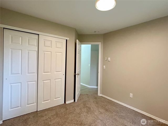 618 Woodland Loop NE, Ocean Shores, WA 98569