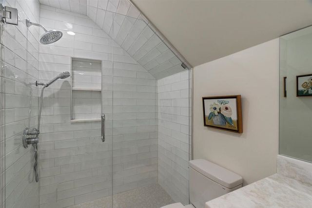 8229 PINE VALLEY LN, Germantown, TN 38139