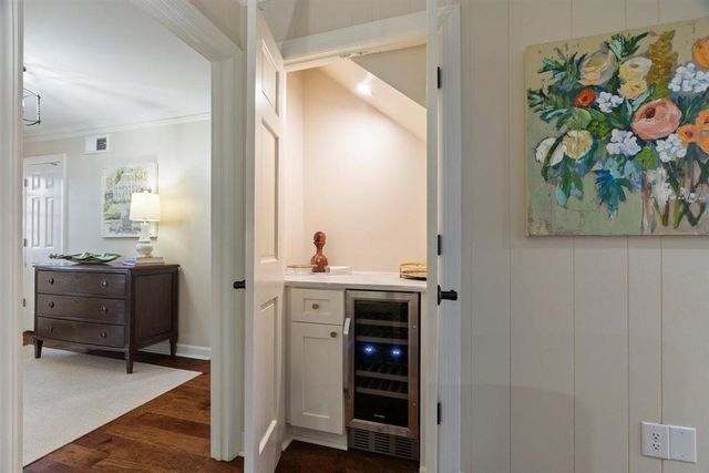 8229 PINE VALLEY LN, Germantown, TN 38139