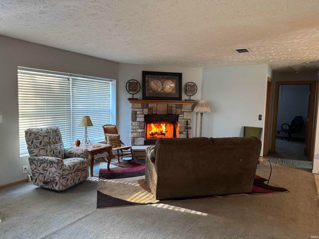 5226 E 700 North Road, Rochester, IN 46975