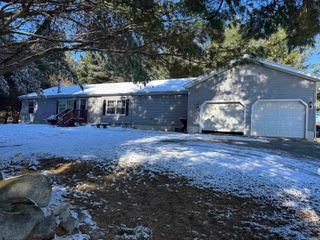 5226 E 700 North Road, Rochester, IN 46975