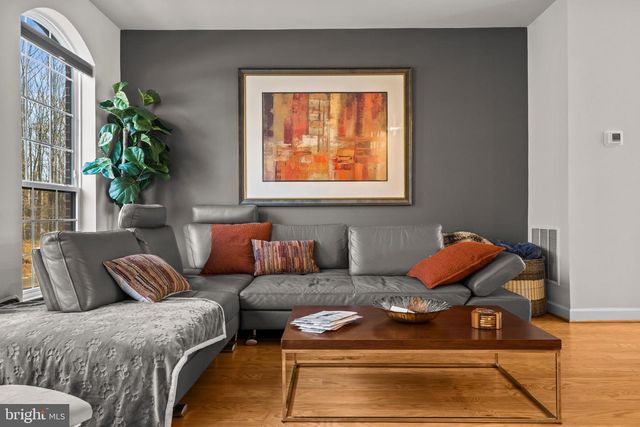 4434 FAIR LAKES CT, Fairfax, VA 22033