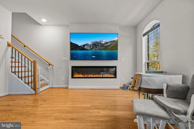 4434 FAIR LAKES CT, Fairfax, VA 22033