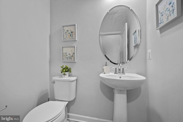 4434 FAIR LAKES CT, Fairfax, VA 22033