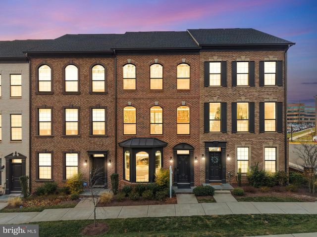 4434 FAIR LAKES CT, Fairfax, VA 22033