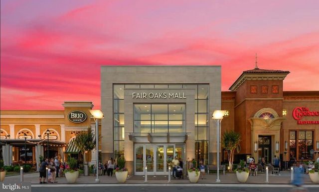 4434 FAIR LAKES CT, Fairfax, VA 22033