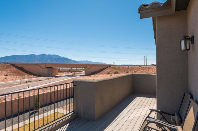6806 Sydney Drive NE, Rio Rancho, NM 87144