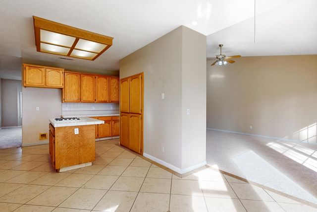 2127 Pepperwood Dr, Yuba City, CA 95993