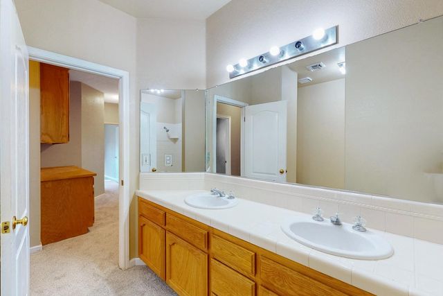 2127 Pepperwood Dr, Yuba City, CA 95993