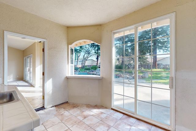 2127 Pepperwood Dr, Yuba City, CA 95993