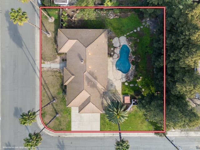 2127 Pepperwood Dr, Yuba City, CA 95993