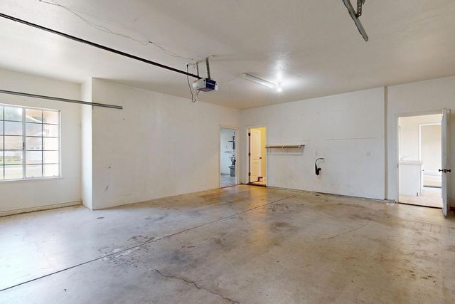 2127 Pepperwood Dr, Yuba City, CA 95993