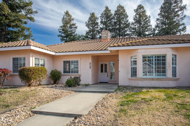 2127 Pepperwood Dr, Yuba City, CA 95993