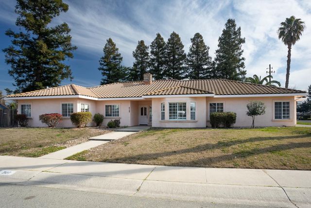2127 Pepperwood Dr, Yuba City, CA 95993