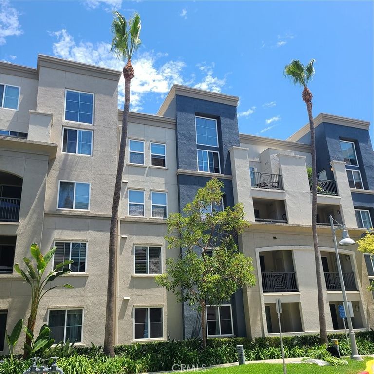Image 44 of property listing at 2314 Scholarship, Irvine, CA 92612