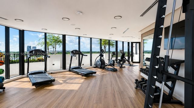 701 Valencia Ave 601, Coral Gables, FL 33134