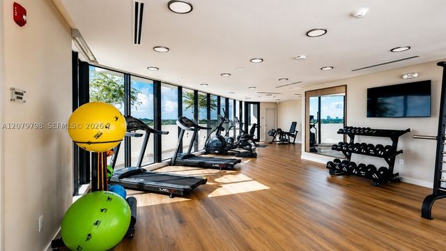 701 Valencia Ave 601, Coral Gables, FL 33134