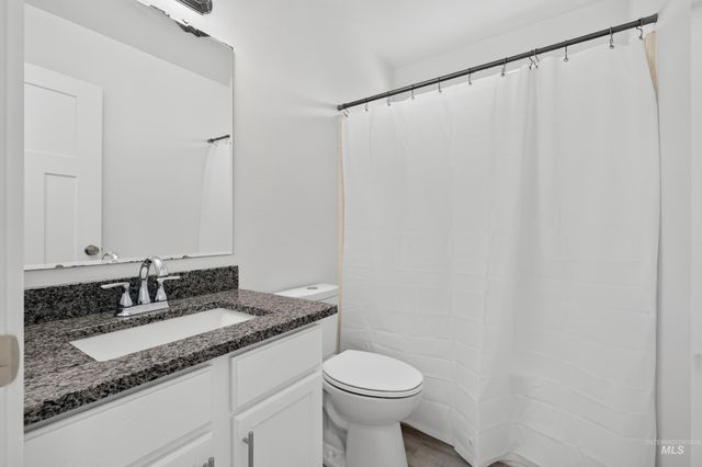 2005 S Crimson Rose Way, Boise, ID 83709