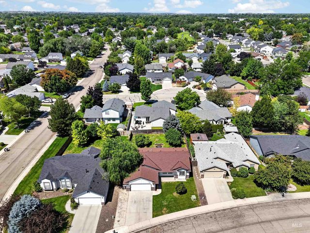 2005 S Crimson Rose Way, Boise, ID 83709