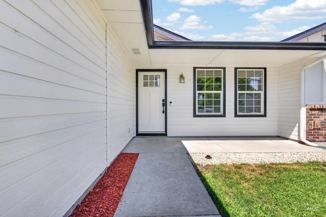2005 S Crimson Rose Way, Boise, ID 83709