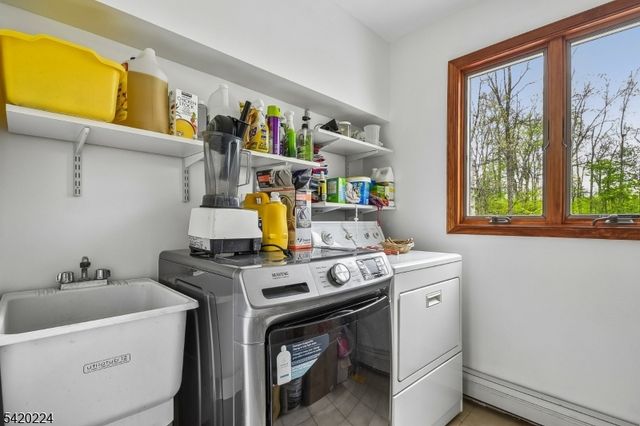 5 Gianna Ct, Randolph Twp., NJ 07869