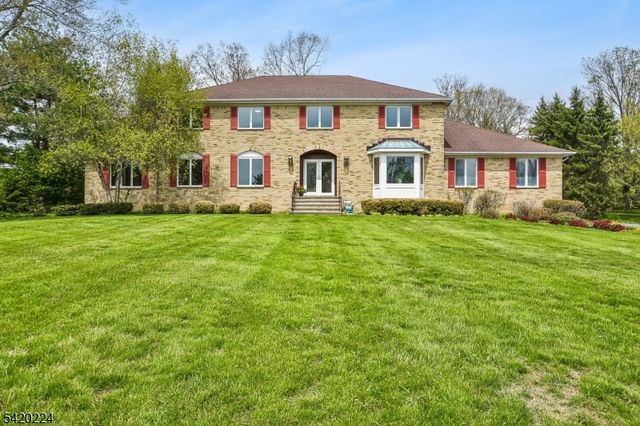 5 Gianna Ct, Randolph Twp., NJ 07869