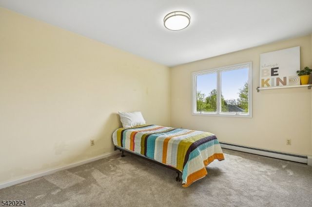 5 Gianna Ct, Randolph Twp., NJ 07869
