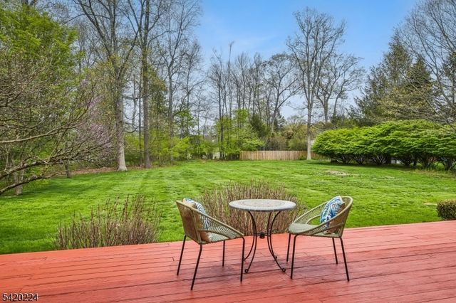 5 Gianna Ct, Randolph Twp., NJ 07869