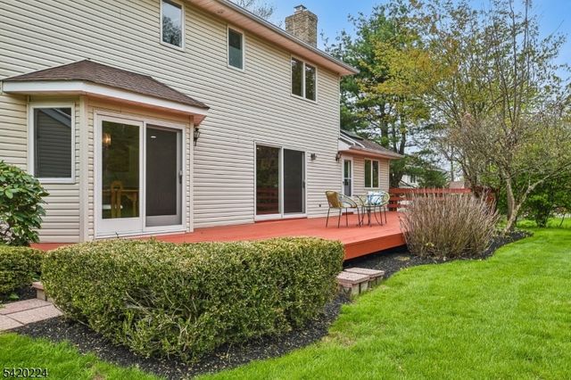 5 Gianna Ct, Randolph Twp., NJ 07869