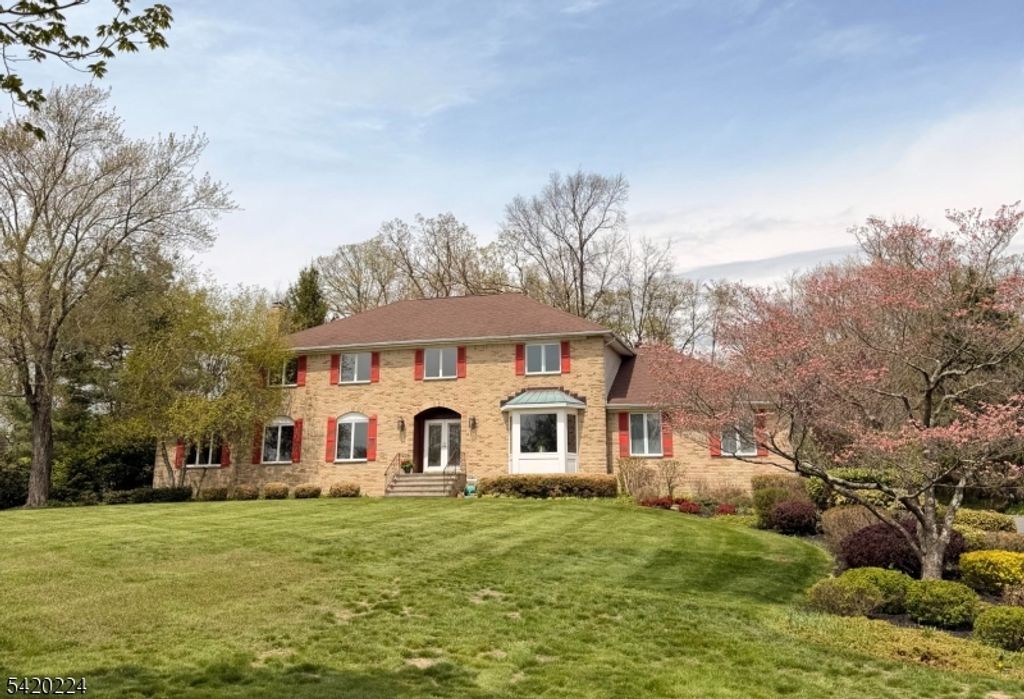 5 Gianna Ct, Randolph Twp., NJ 07869
