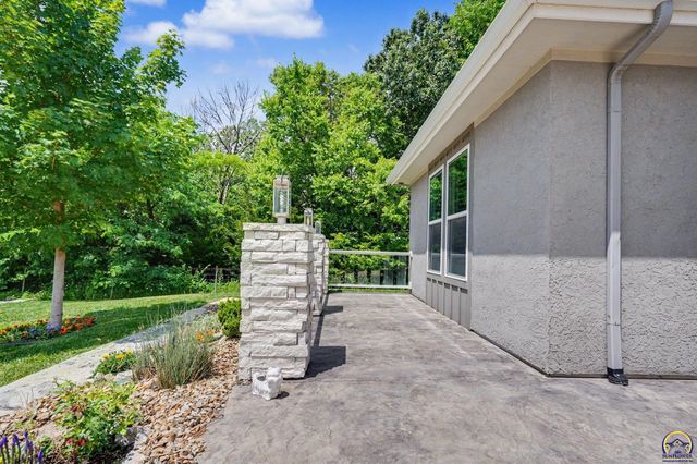 4008 Sweetclover St, Lawrence, KS 66049