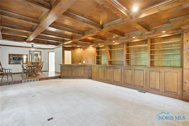 2949 Secretariat Road, Ottawa Hills, OH 43615