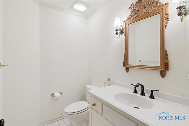 2949 Secretariat Road, Ottawa Hills, OH 43615