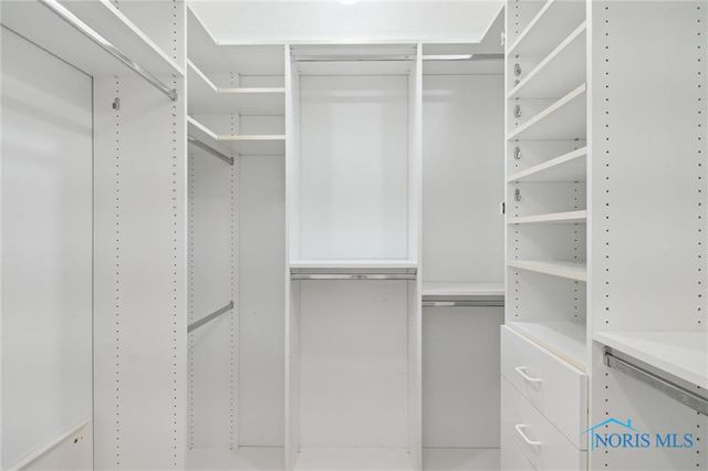 2949 Secretariat Road, Ottawa Hills, OH 43615