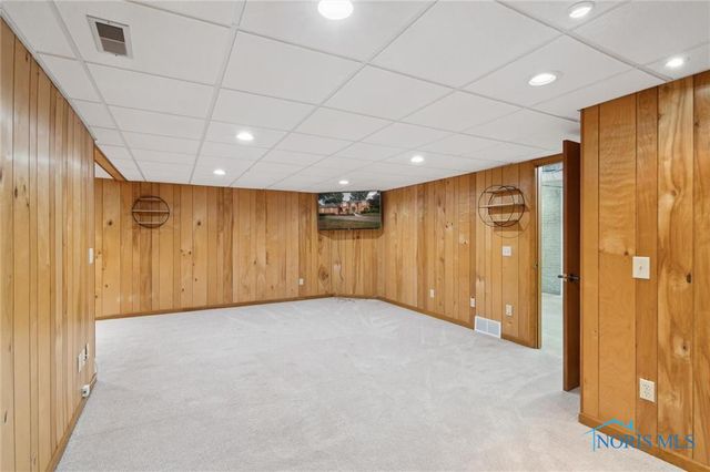 2949 Secretariat Road, Ottawa Hills, OH 43615