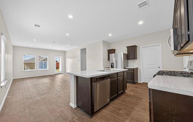 21170 Alder Oaks Drive, Patton Village, TX 77357