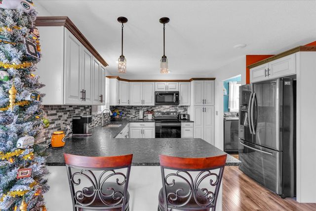 974 N Martha Court, Milford, IL 60953