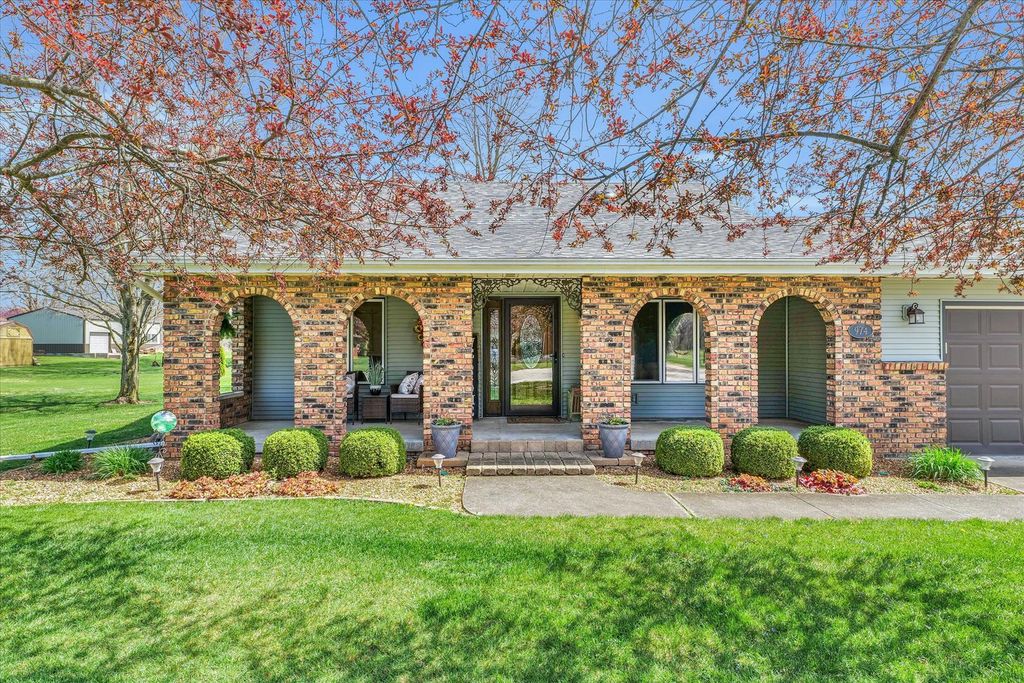 974 N Martha Court, Milford, IL 60953